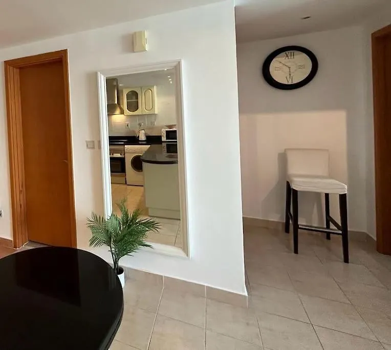 Apartment Marina View With Pool, Gym, Tennis Court, 5 Mins To Beach Dubai