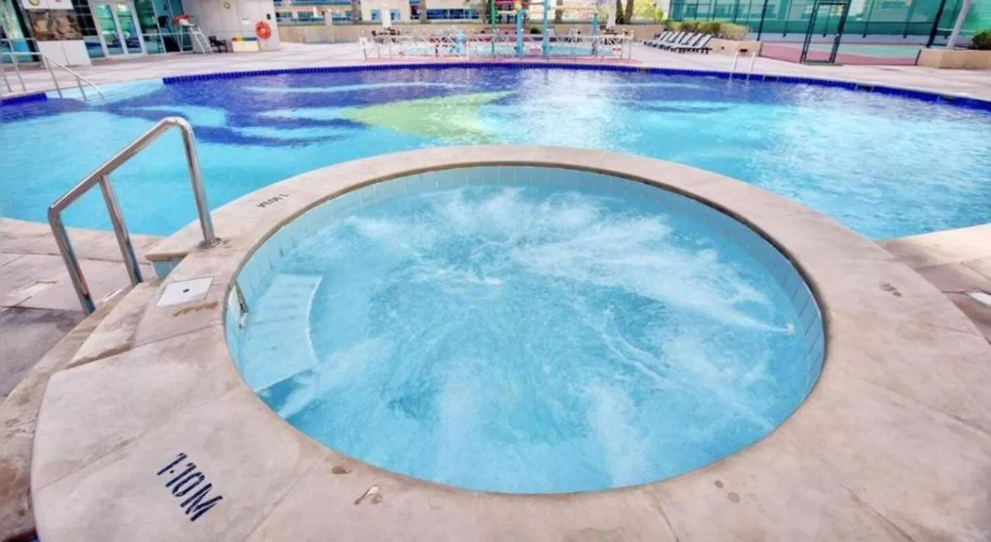 Marina View With Pool, Gym, Tennis Court, 5 Mins To Beach Dubai Apartment